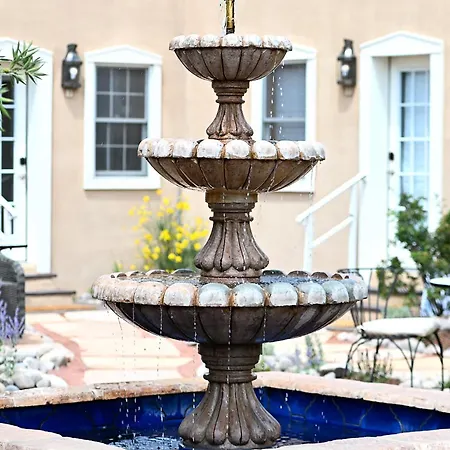 Dos Hermanas Casita 6 Downtown Courtyard Patio